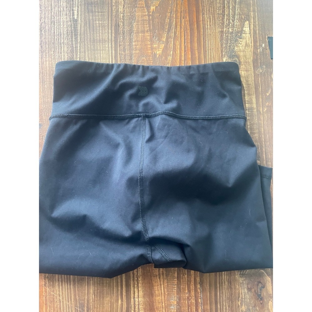 all in motion workout shorts - Picture 3 of 3
